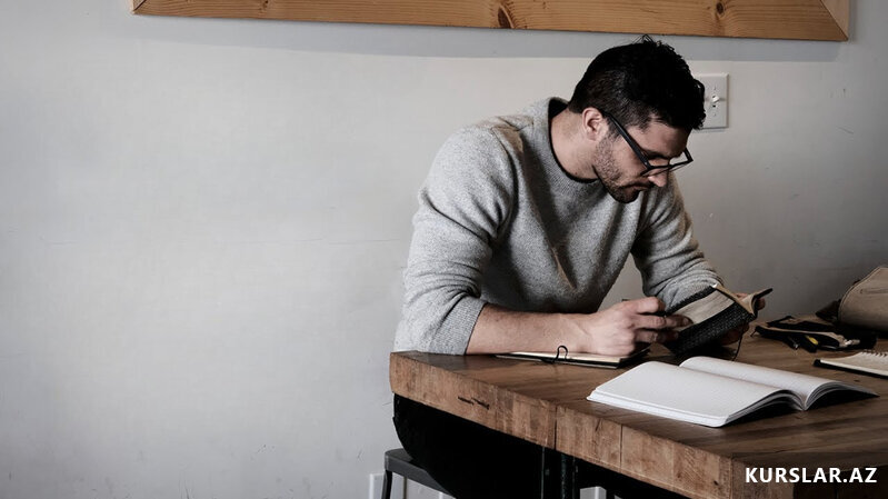 Eyni anda iki dil öyrənmək mümkündürmü?