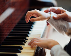 Qısa zamanda piano öyrənin