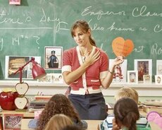 Ingilis dili bacarıqlarınızı gücləndirin