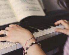 Piano dərsləri