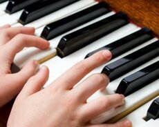 Fortepiano dərsləri